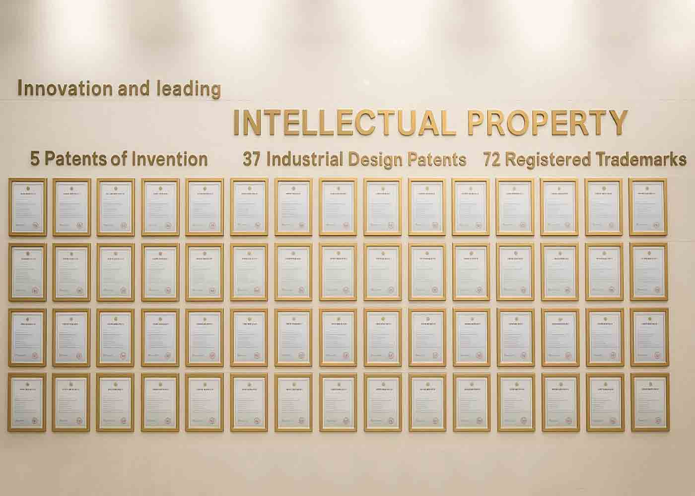 patent Holiday Decor Supplier