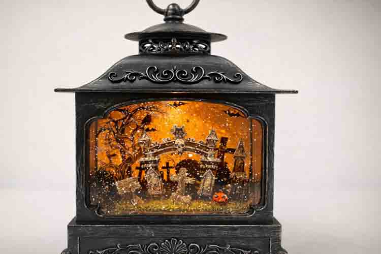 Detailed-Craftsmanship-by-SYL