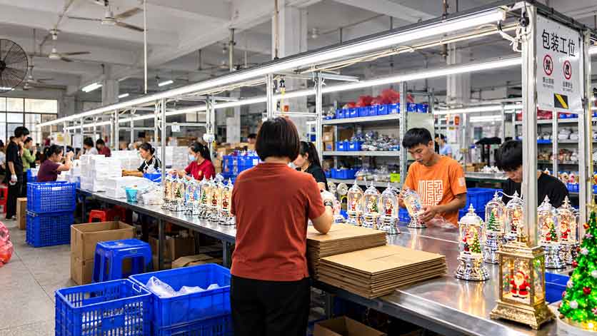 Christmas Decorations Supplier